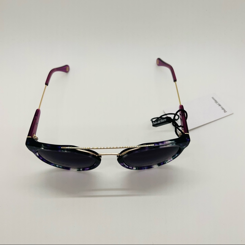 NWT Pedro del Hierro Round Sunglasses w/ Case and Dust Cloth. Purple and Gold.